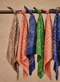 Cilian Rosette scarf