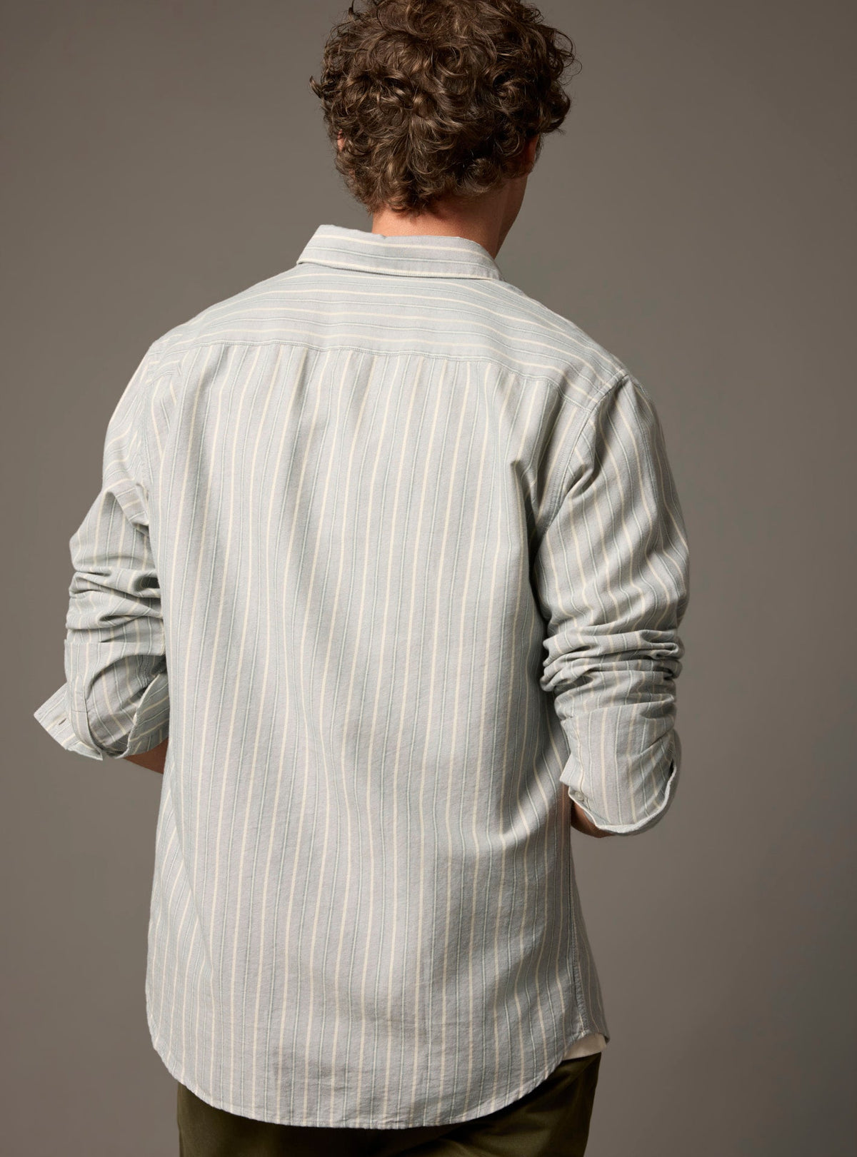 College Ecru/Glacier Shirt