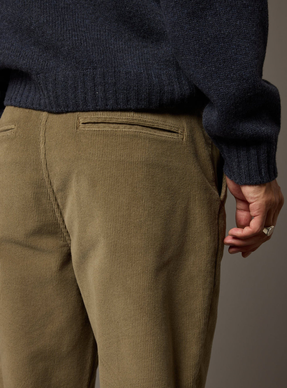 Axel Dusky Chinos