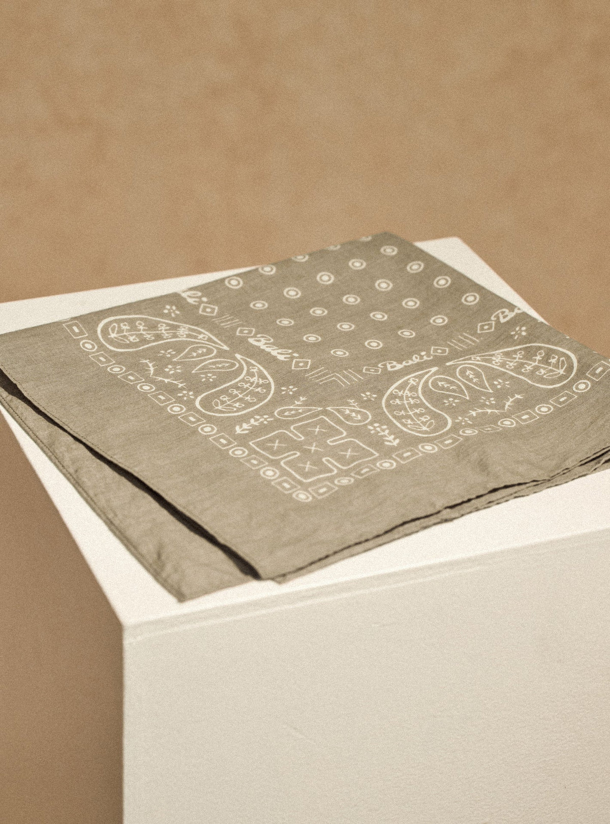 Cilian Bitume Scarf