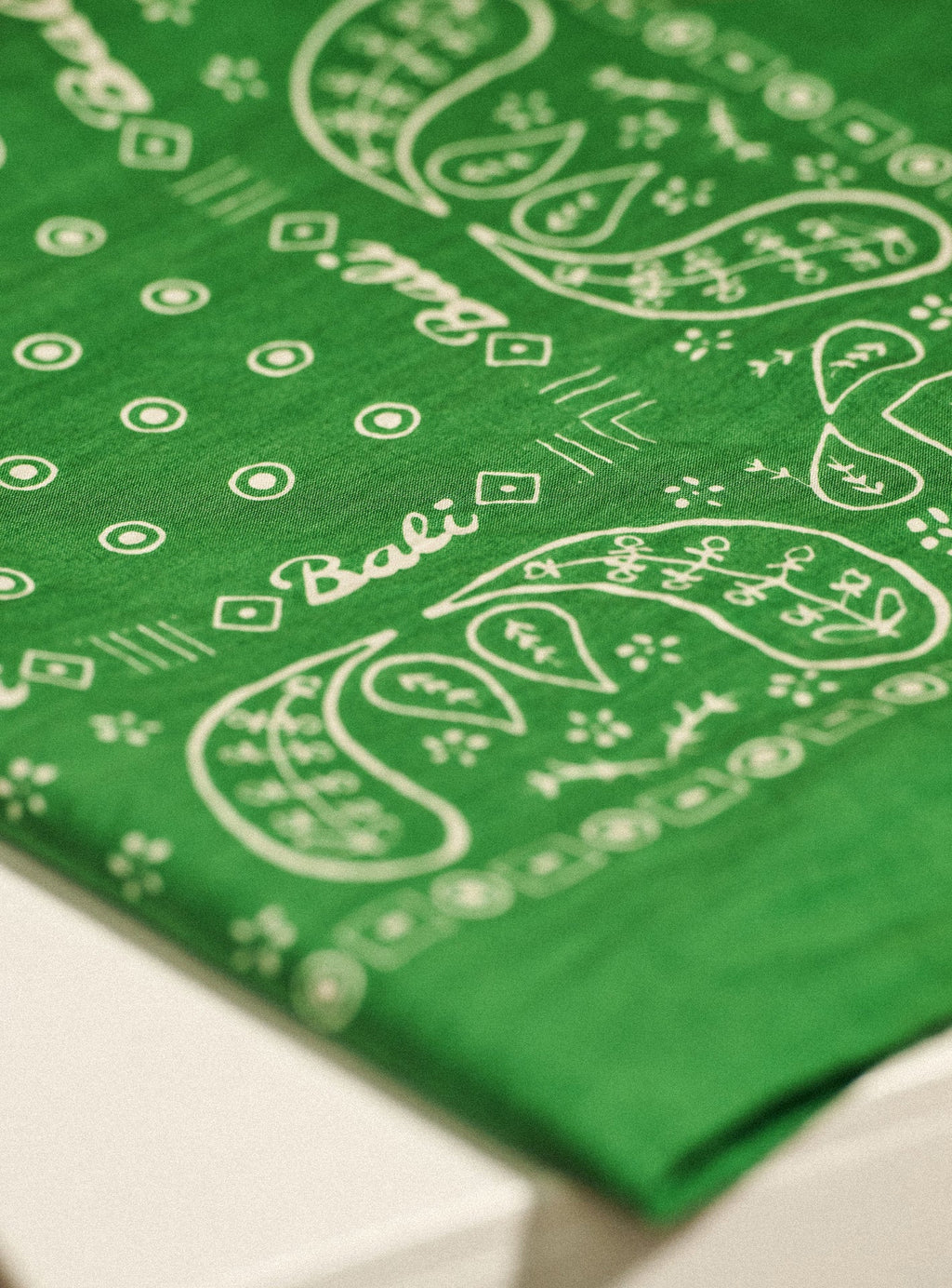 Cilian Hills scarf