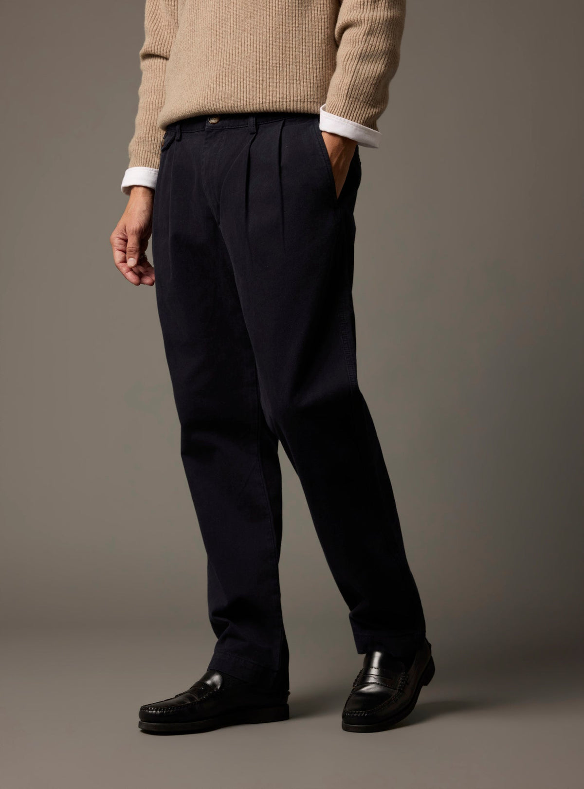Covent Navy Pants